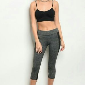 New Junior's Athletic Capri gym workout leggings